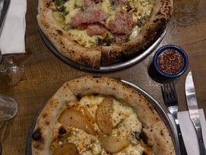 ANDIAMO • Pizza y Café