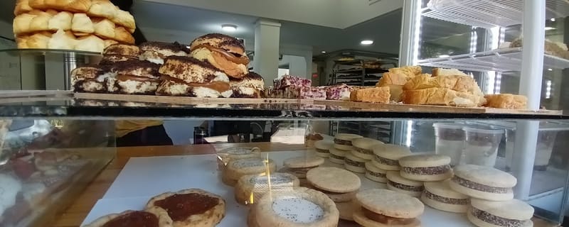 Cover de Martin Iman Pasteleria & Panaderia artesanal