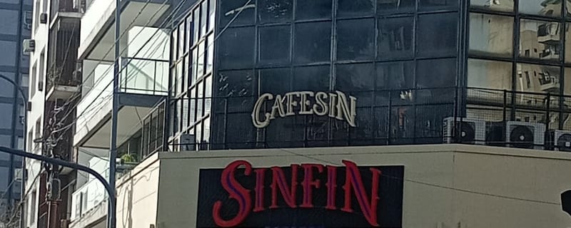 Cover de SINFIN BODEGÓN & CAFESIN VILLA LURO