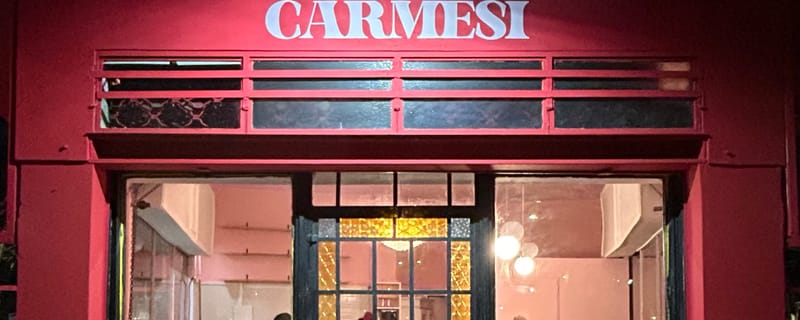Cover de Carmesí